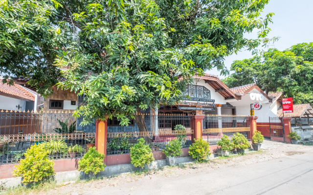 OYO Collection O 1032 Rahayu Residence Syariah