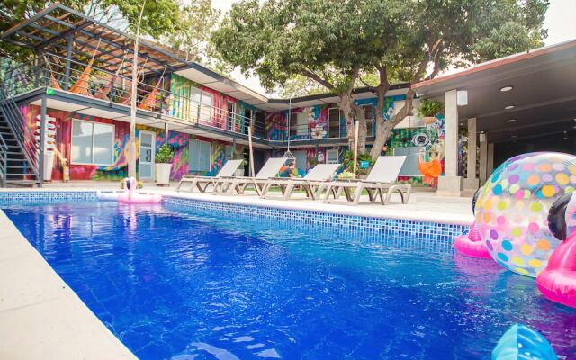 Casa Avelina Boutique Hostel