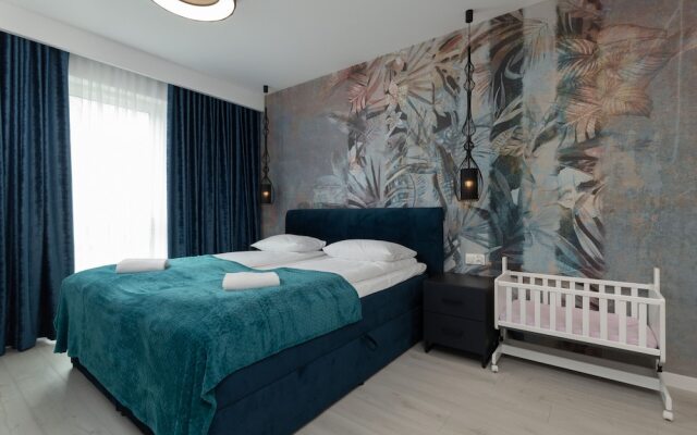 Deep Blue Apartment in Mielno by Renters