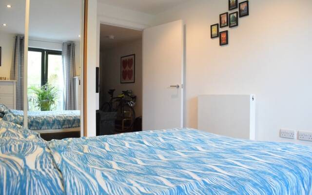1 Bedroom Modern Flat in Central London