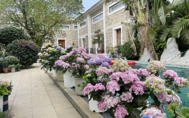 Bestow Simply Old Time Courtyard Weizhou Island