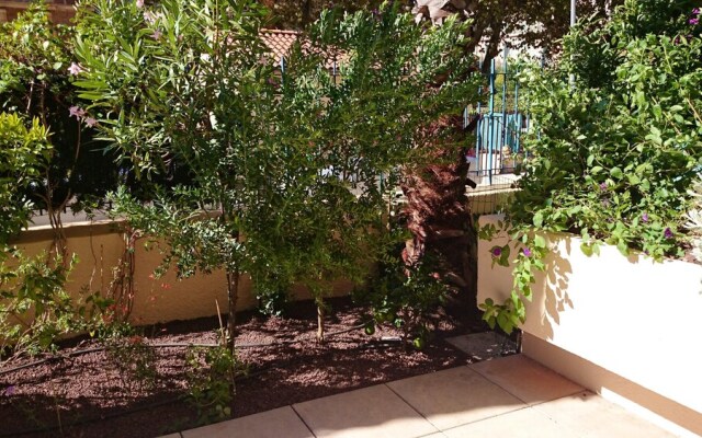 Apartment Rue Leon Gautier