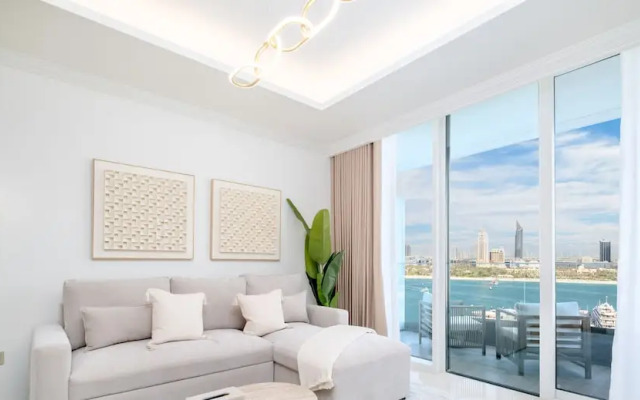 LUX The Palace Beach Suite