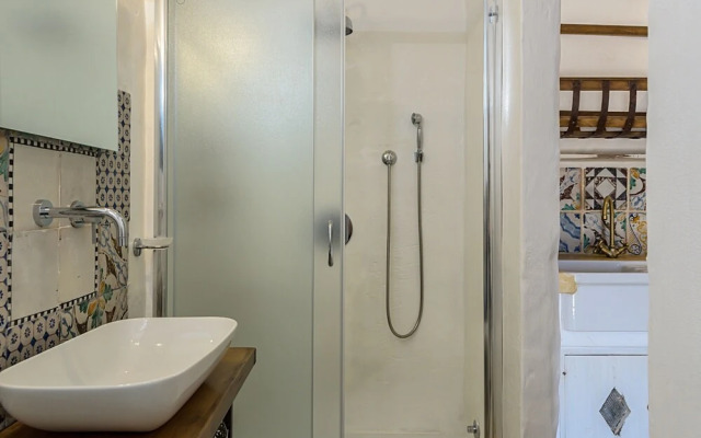 Torre Dell'Alto Mare