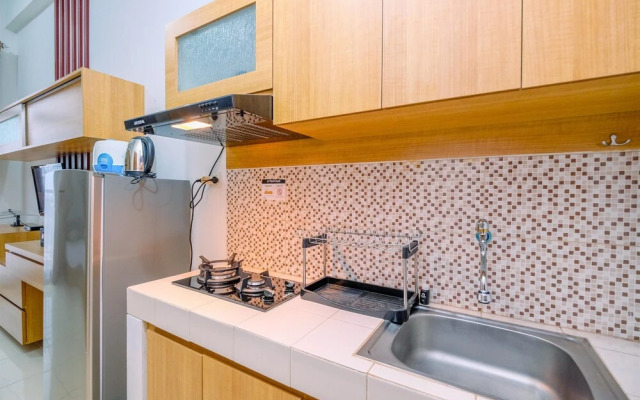 Minimalist And Homey Studio At Dave Apartment