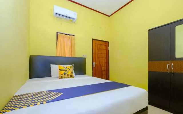 SPOT ON 2732 Sandy Guesthouse – Guest Rooms – Mataram