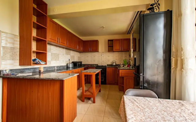Stunning 3-bed Apartment in Najjera