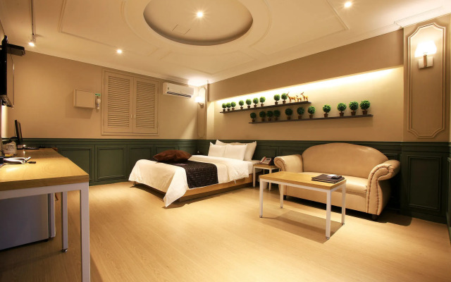 Hotel with you