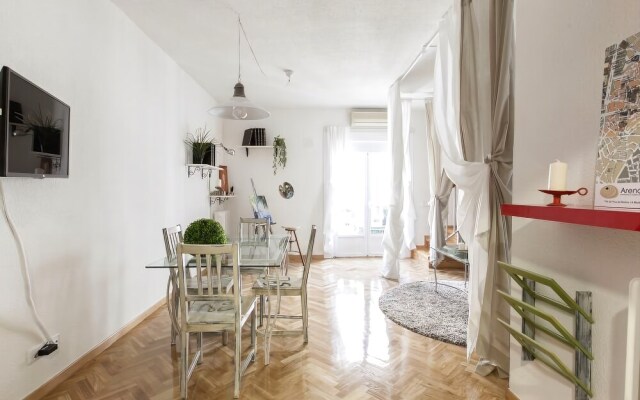 LAVAPIÉS Apartment I (1BR 1BT)