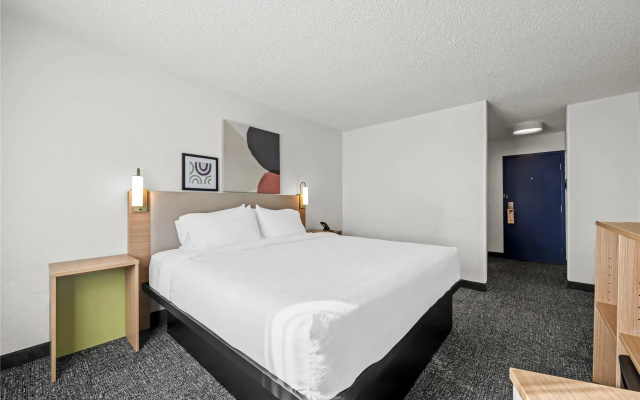 Spark by Hilton Cleveland Beachwood