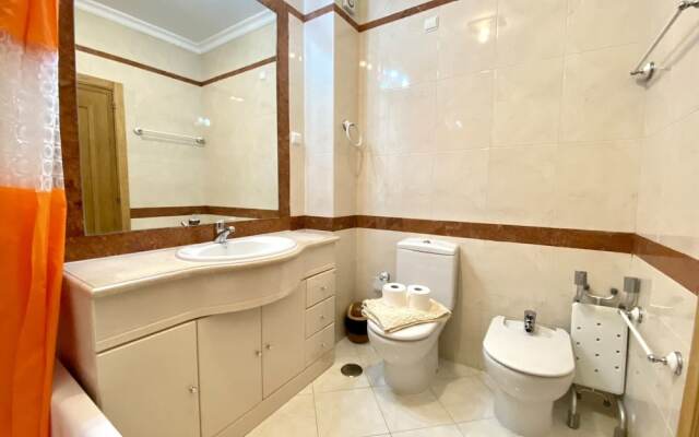 Vilamoura Typical 2 With Pool by Homing