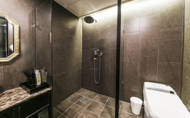 Sasang 2heaven Hotel
