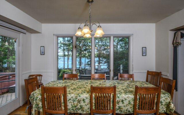 Nature's Retreat 5 Bedroom House