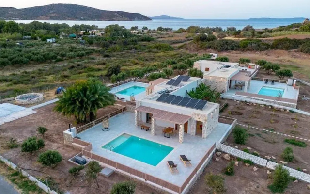 Kastri Hill Luxury Villas