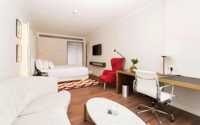 NH Collection Madrid Eurobuilding