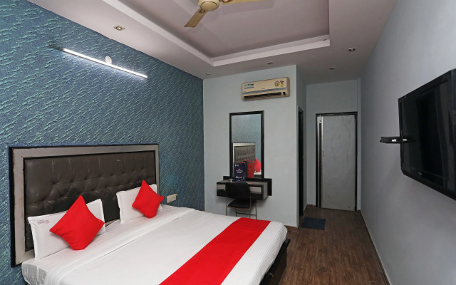 OYO 27884 Hotel 3bs House Dx