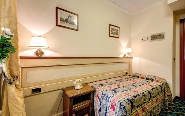 Hotel De Lanzi