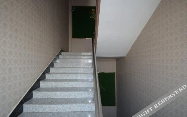 Huazun Hotel