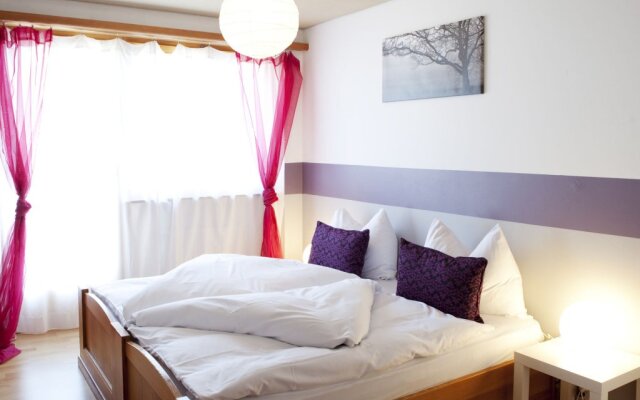 Arena Lodge