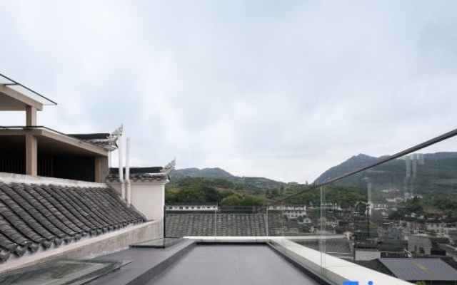 Annai · Xizhou Legend Hotel (Waterfall Town Retreat, Furong Town) – Outside – Xiangxi