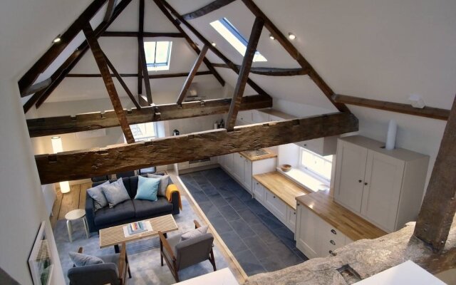 Stylish Wells Penthouse With Cathedral Views