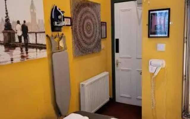 The Residence - NO 8