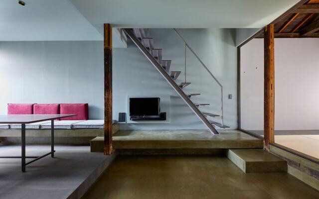 YADORU KYOTO HANARE Dokutsu No Yado