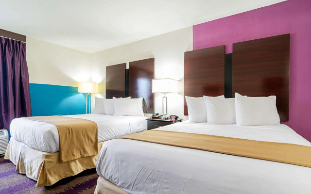 Holiday Inn Hotel and Suites Richmond West End by IHG