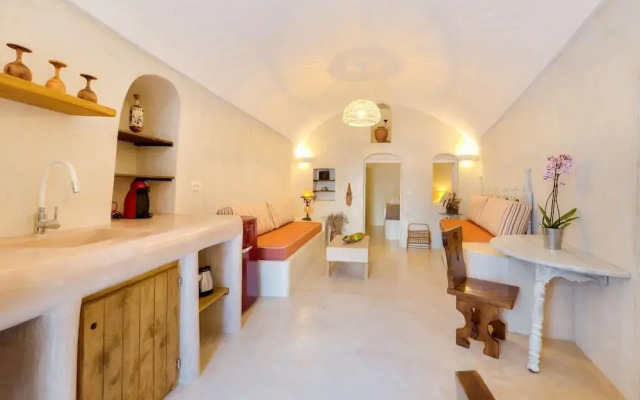 Pasithea Luxury Suites
