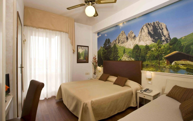 Hotel Apollo