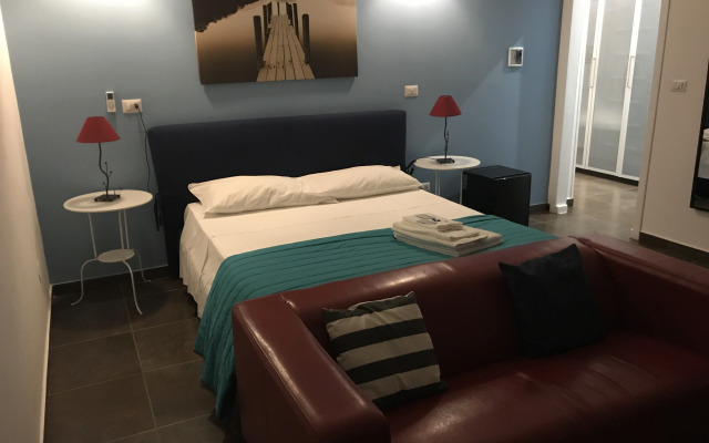 Ascot Hotel