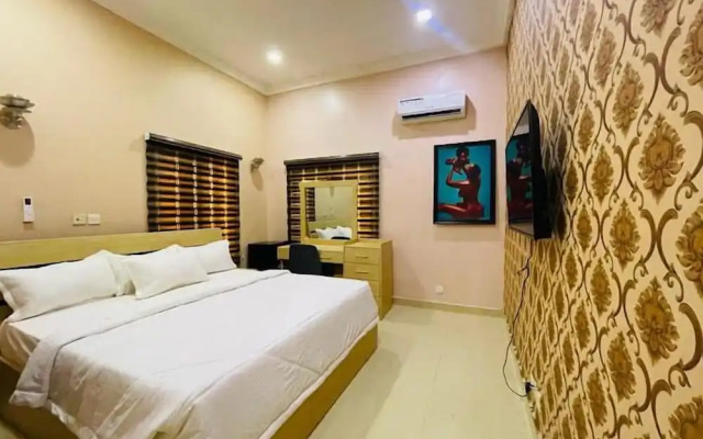 La Nice Apartment and Suites