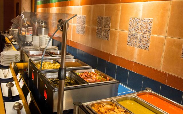 Holiday Inn Express Monterrey Galerias by IHG