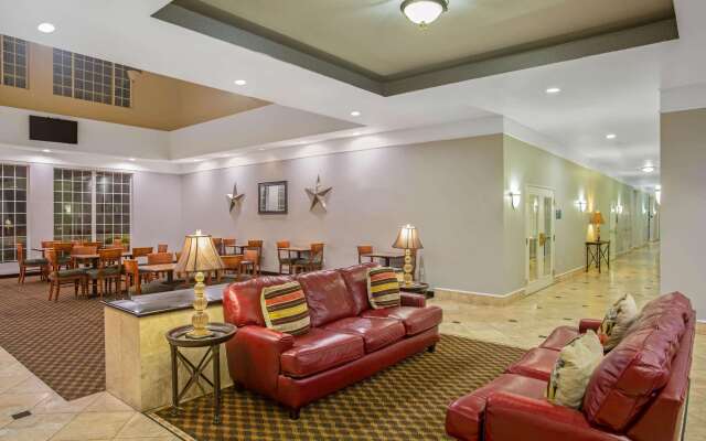 La Quinta Inn & Suites by Wyndham Belton - Temple South