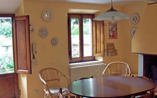 Nice Old House in Lucca