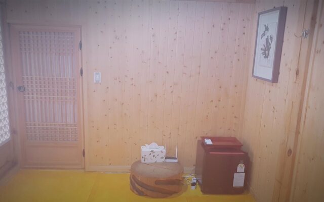 Jeonju Geune Hanok Guesthouse
