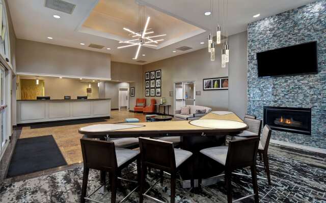 Homewood Suites by Hilton Edgewater