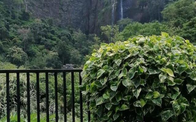 diyaluma falls inn