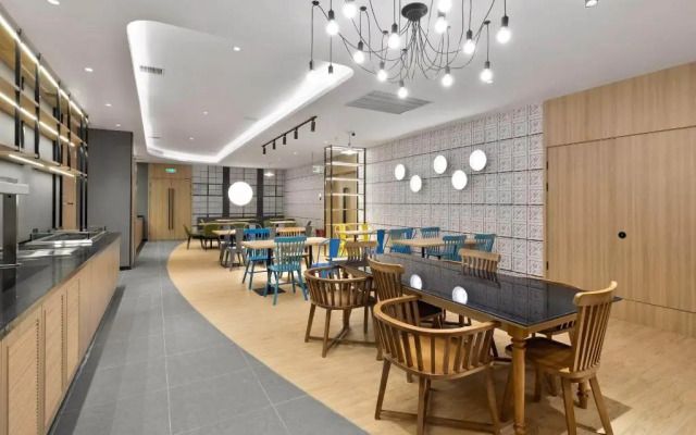 JI Hotel (Chongqing Jiefangbei Pedestrian Street)