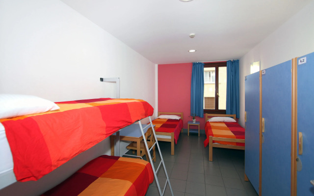 Albergue Trinkete Etxea - Hostel
