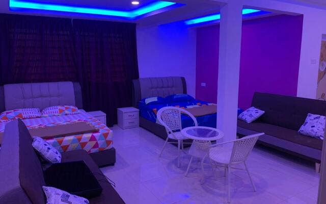 Cameron Hills Apartment