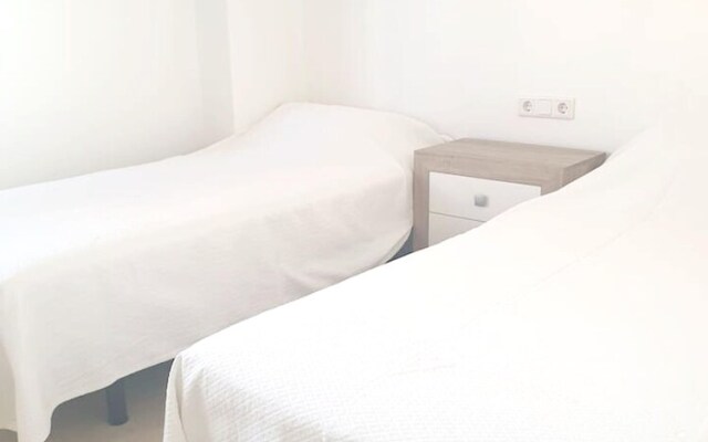 Apartment With 4 Bedrooms in Estepona, With Wonderful sea View, Furnished Balcony and Wifi