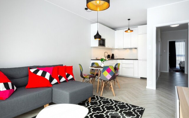 Rondo Wiatraczna Warsaw by Renters