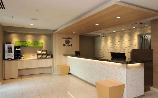 Отель Smile Hotel Shinagawasengakujiekimae