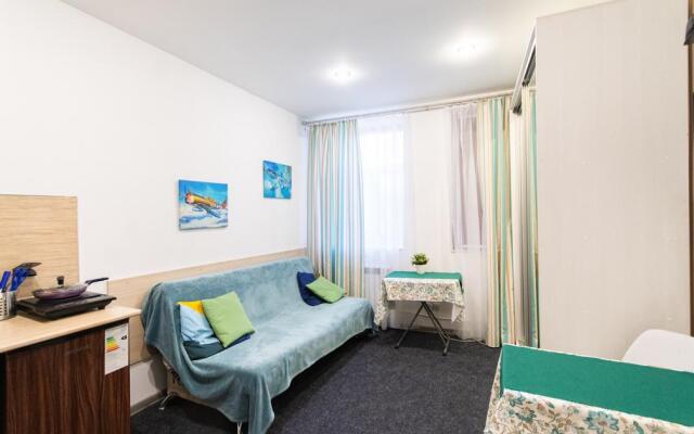 ВПитер на сутки на  улице Лизы Чайкиной