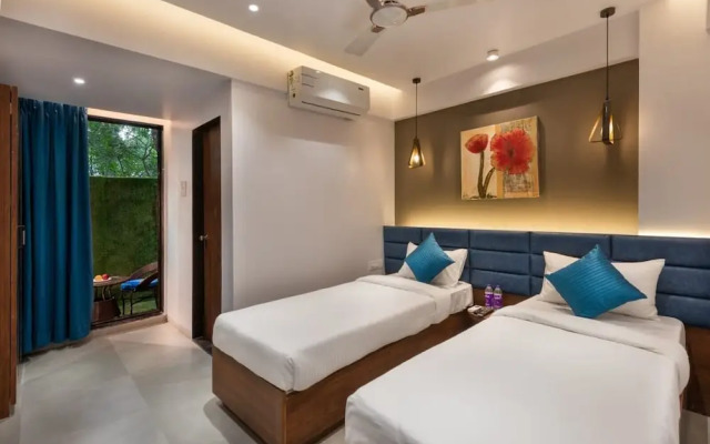 Paramount Riverfront Resort & Spa