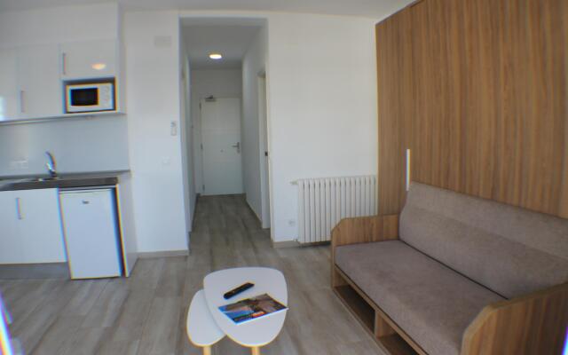 Rescator Resort 330 in Roses