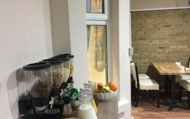 Elris Essex House