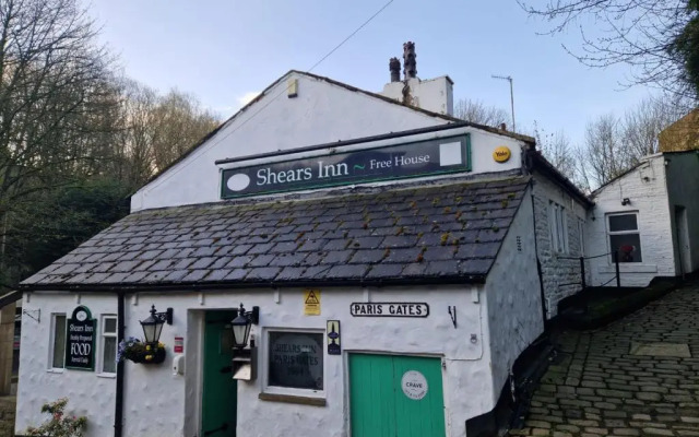 Shears Inn