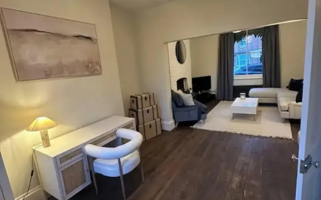 Luxury Leamington Spa House With 3 Bedrooms